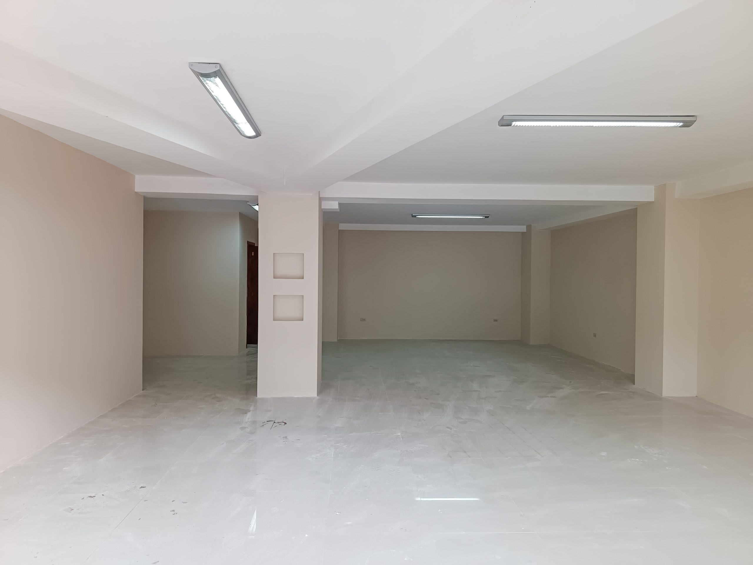 Local Comercial de arriendo en Pitas II