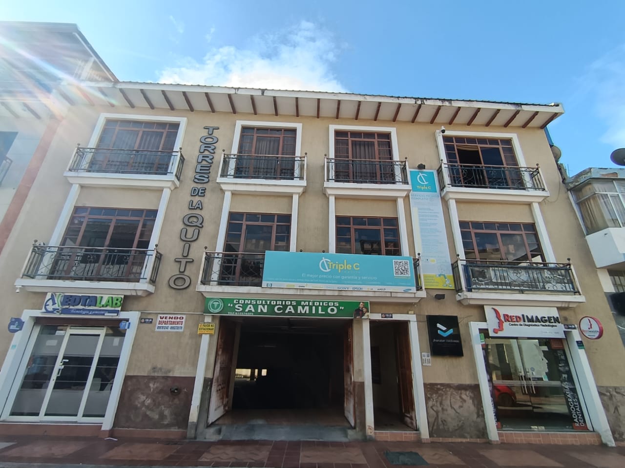 ARRIENDO! Oficina en planta baja en el Centro de Loja