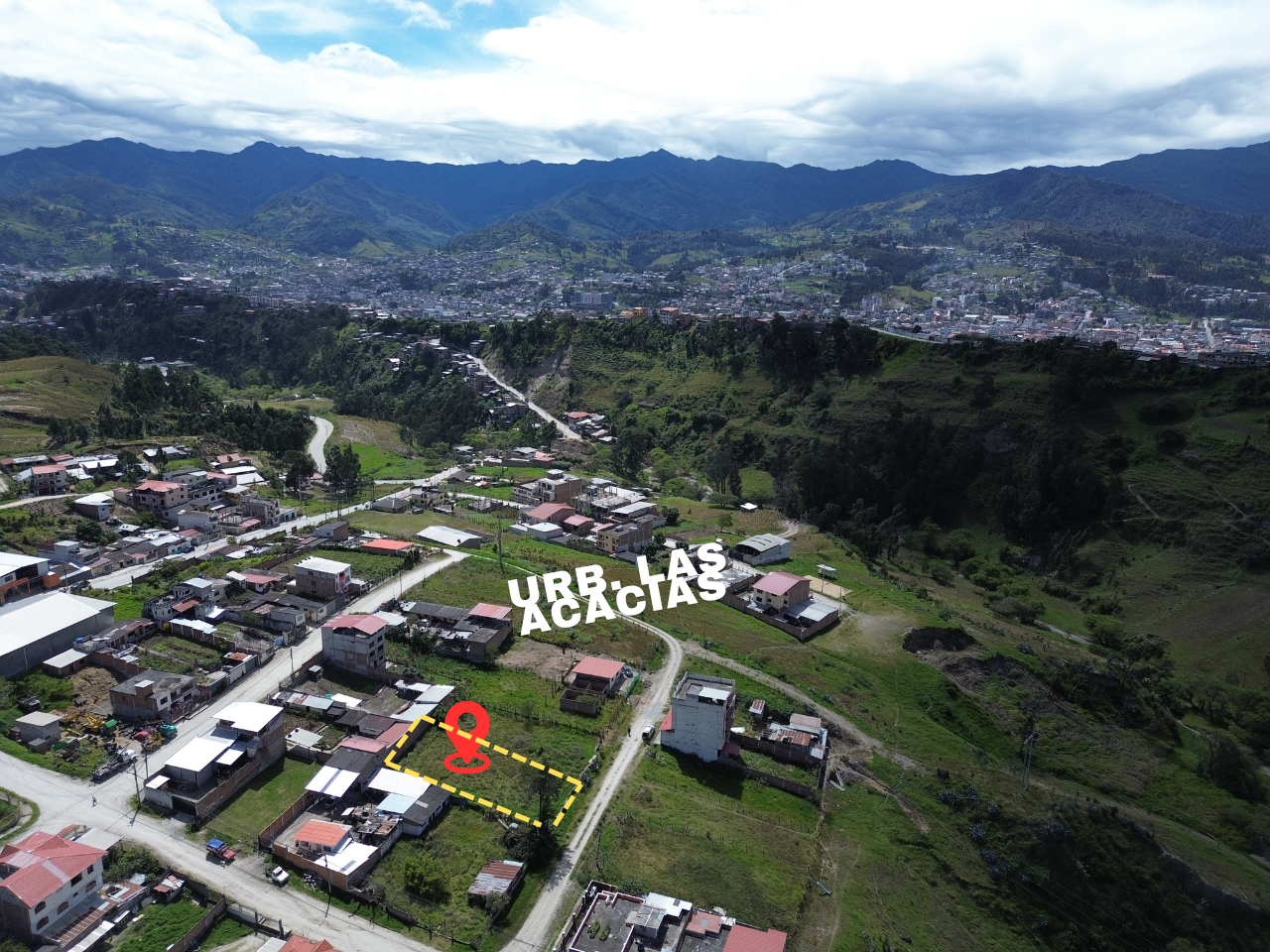 VENTA DE TERRENO – LAS ACACIAS, LOJA