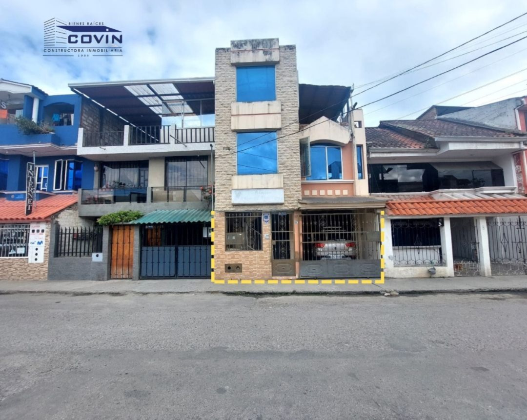 CASA RENTERA, DE DOS PLANTAS EN SAUCES NORTE, LOJA