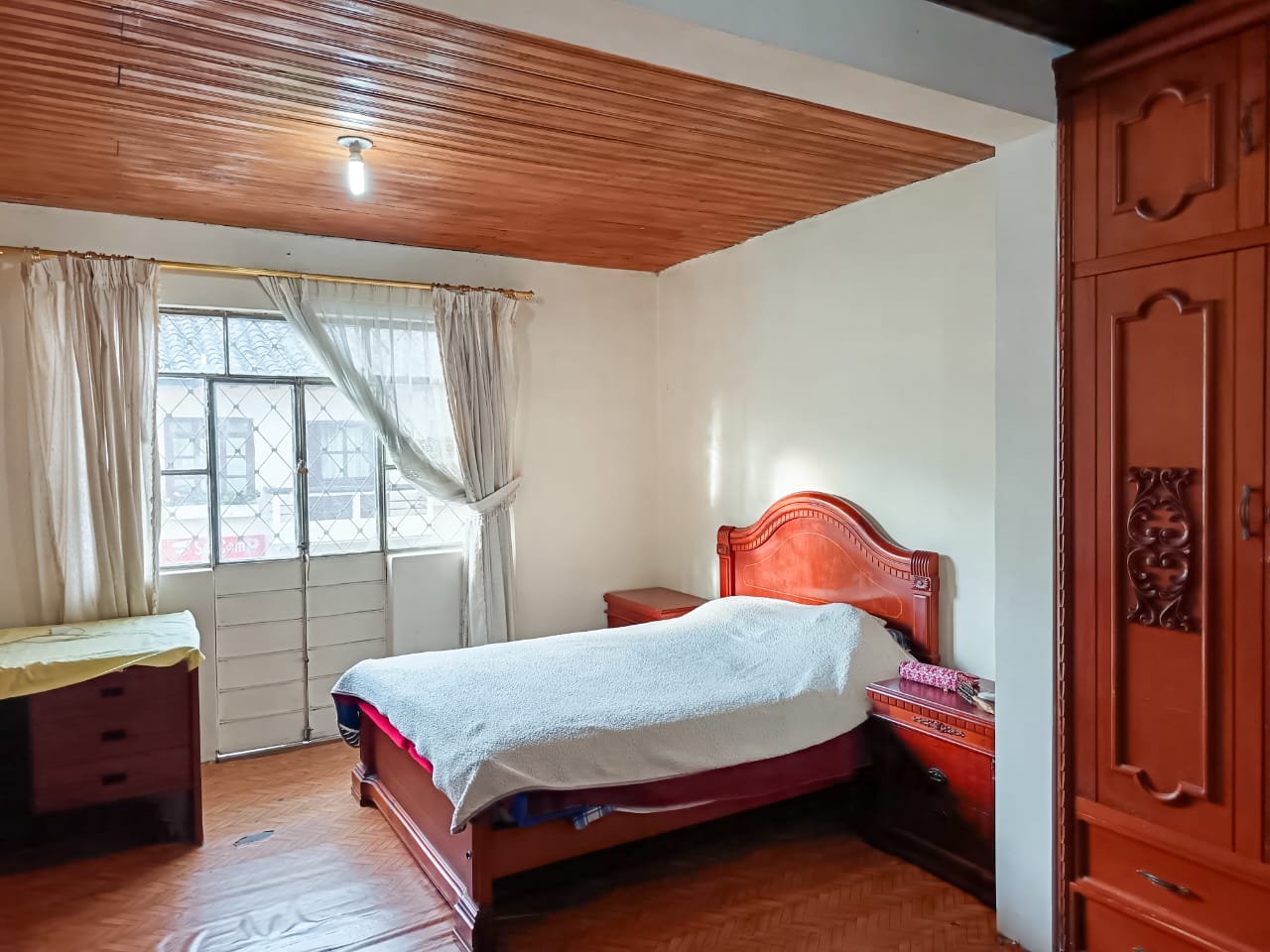 Vendo propiedad residencial y comercial en el centro de Loja