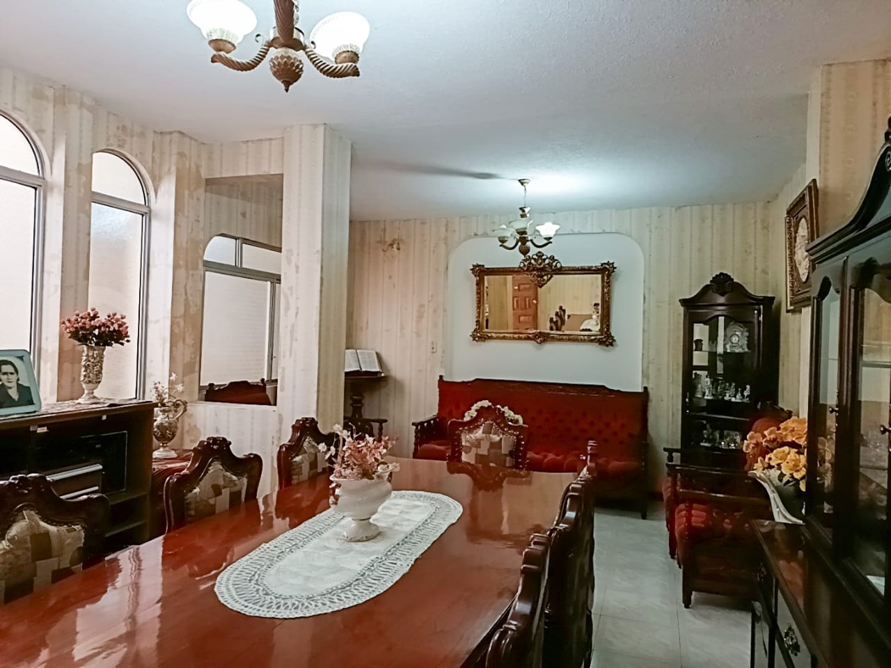 Vendo propiedad residencial y comercial en el centro de Loja