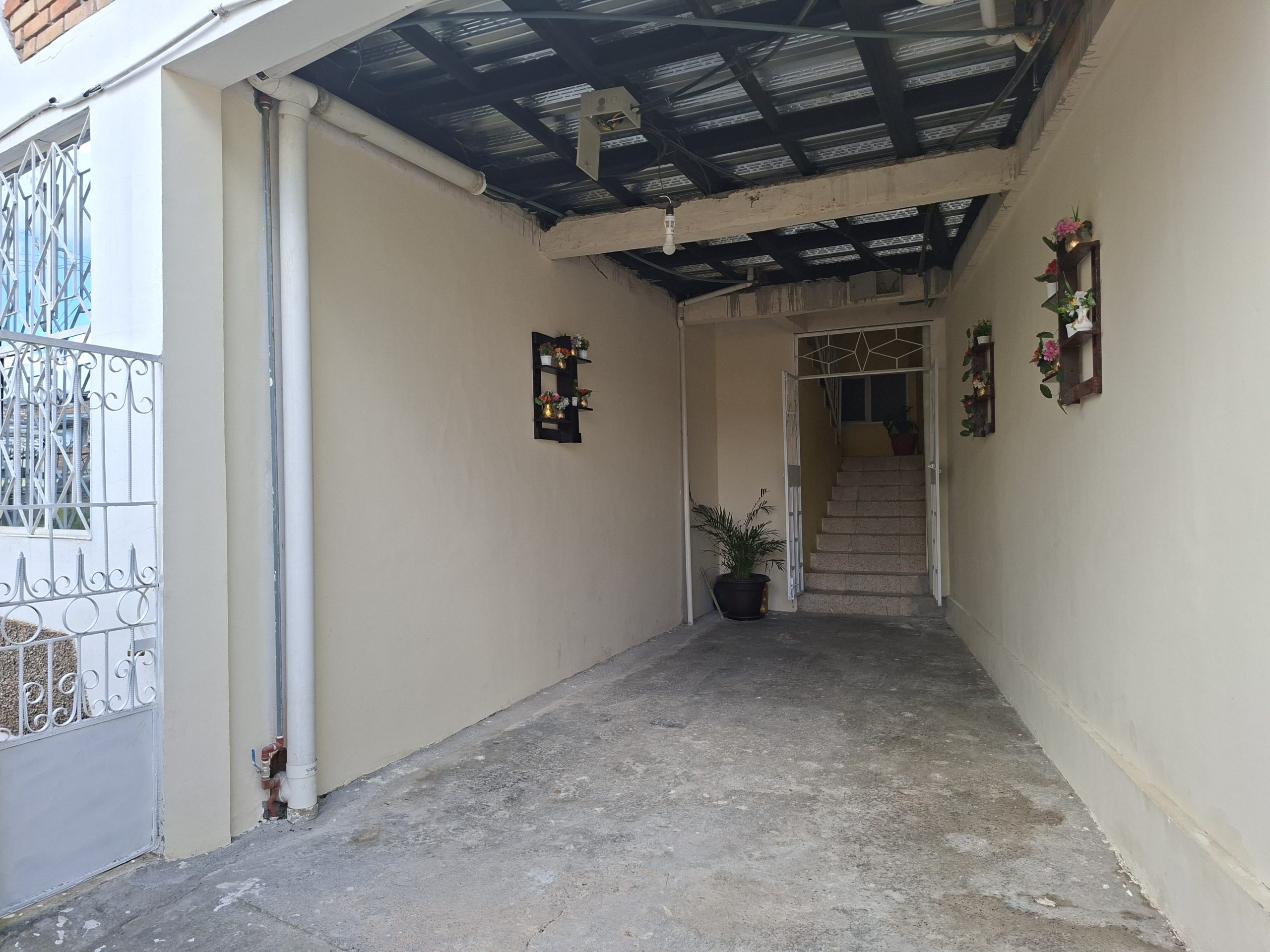 ¡OPORTUNIDAD DE INVERSIÓN EN LOJA!  | CASA RENTERA EN LA TEBAIDA