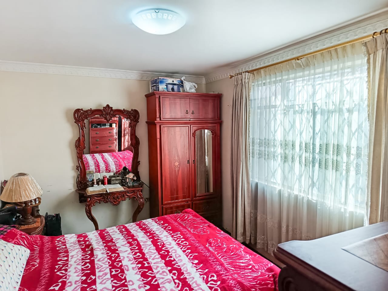 Vendo propiedad residencial y comercial en el centro de Loja