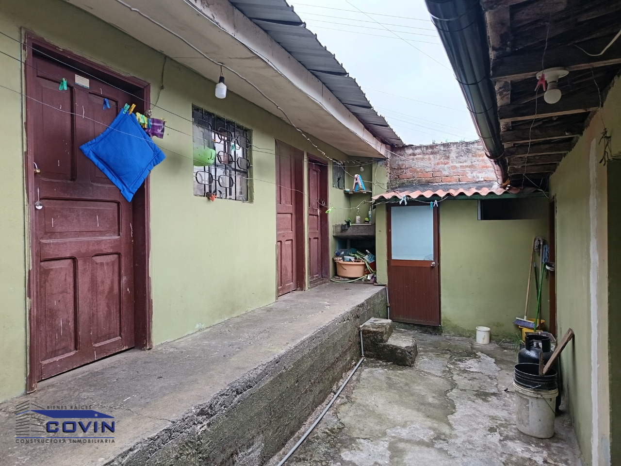 VENDO LOTE ESQUINERO CON CONSTRUCCIÓN ANTIGUA EN LOJA ⛰️