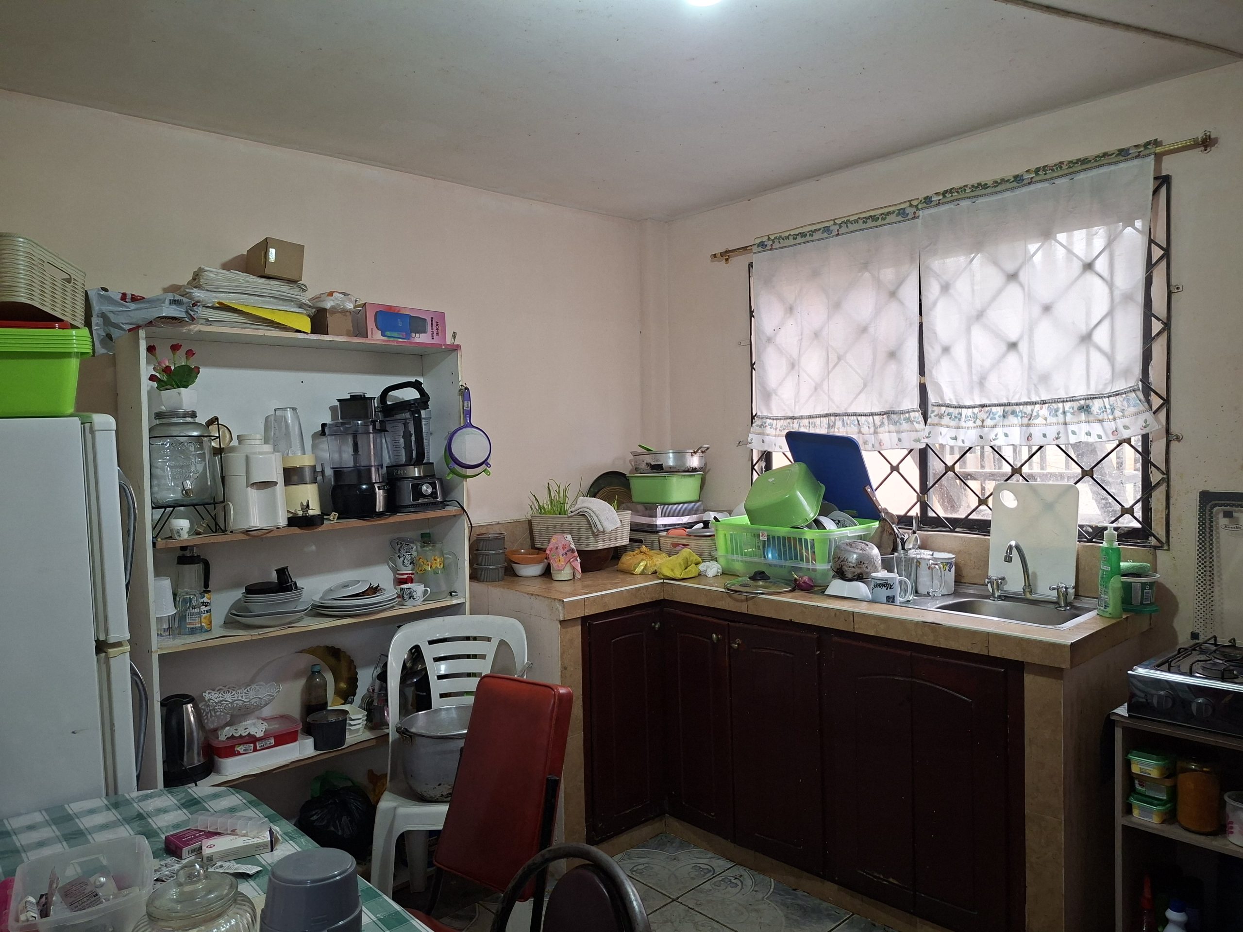 ¡OPORTUNIDAD DE INVERSIÓN EN LOJA !  CASA ESQUINERA EN VENTA EN ÉPOCA