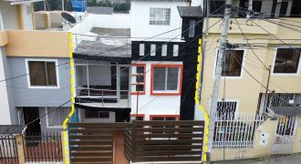 CASA EN VENTA EN COLINAS DEL NORTE | EN LOJA