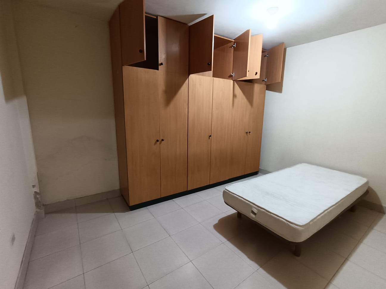 CASA RENTERA DE OPORTUNIDAD EN SAUCES NORTE – LOJA | 2 DEPARTAMENTOS + LOCAL