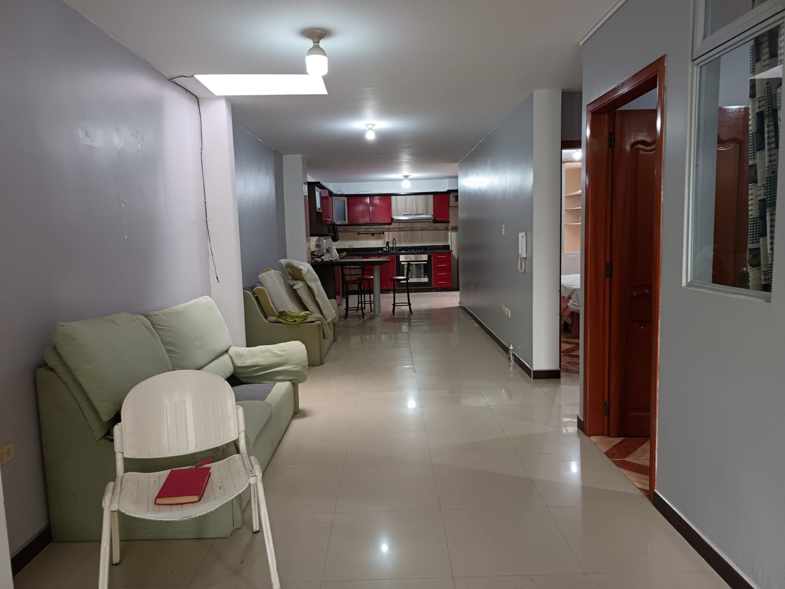 CASA RENTERA DE OPORTUNIDAD EN SAUCES NORTE – LOJA | 2 DEPARTAMENTOS + LOCAL