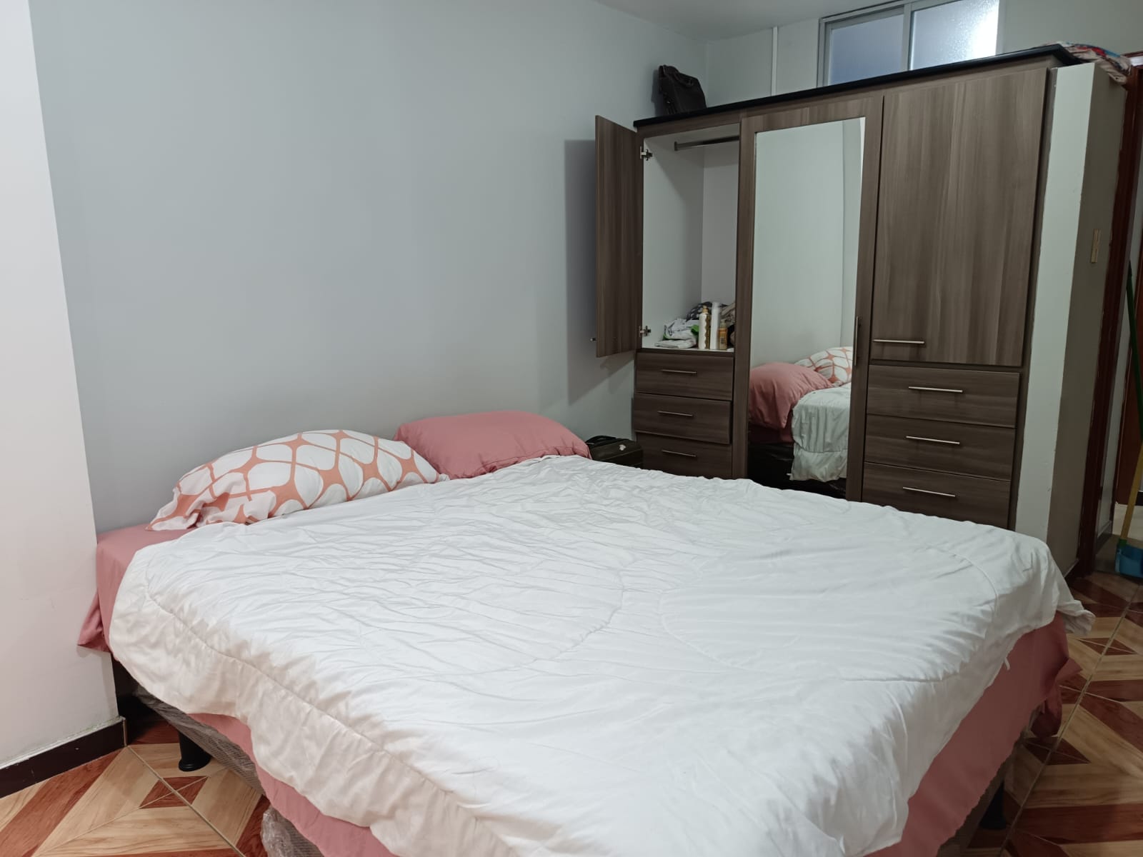 CASA RENTERA DE OPORTUNIDAD EN SAUCES NORTE – LOJA | 2 DEPARTAMENTOS + LOCAL