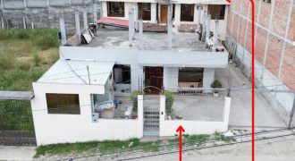 ️ PROPIEDAD CON DOS CONSTRUCCIONES DE VENTA EN LOJA-BORJA – CERCA AL TERMINAL