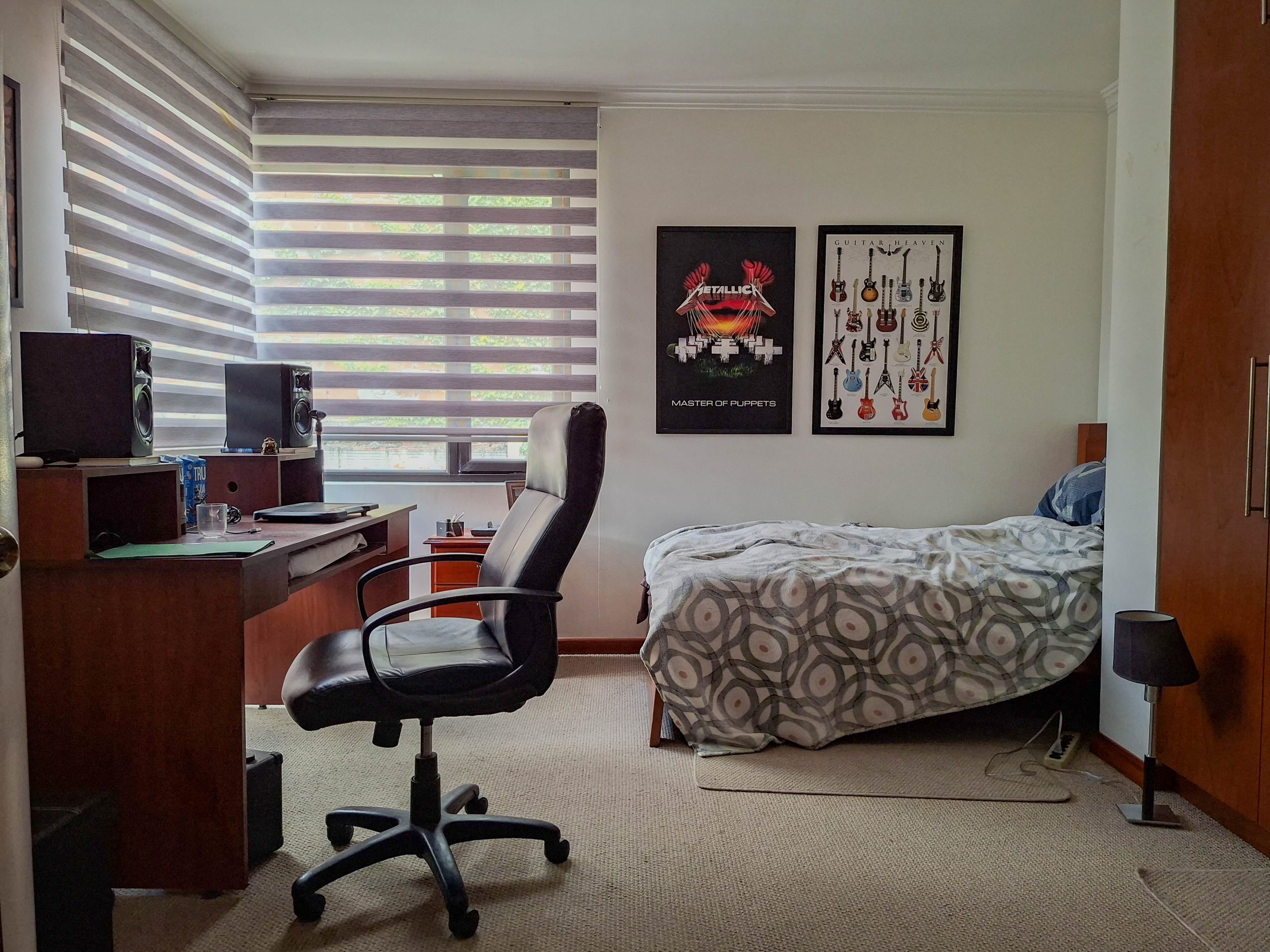 ️ CONFORTABLE CASA RESIDENCIAL DE VENTA –- AV. OCCIDENTAL DE LOJA