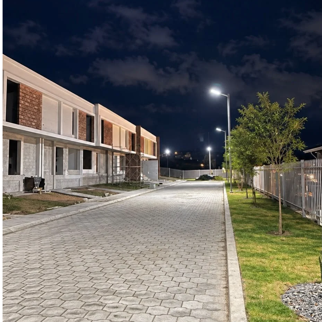 VENDO CASAS EN LOJA – CRÉDITO MITI-MITI, VIS Y VIP ✨