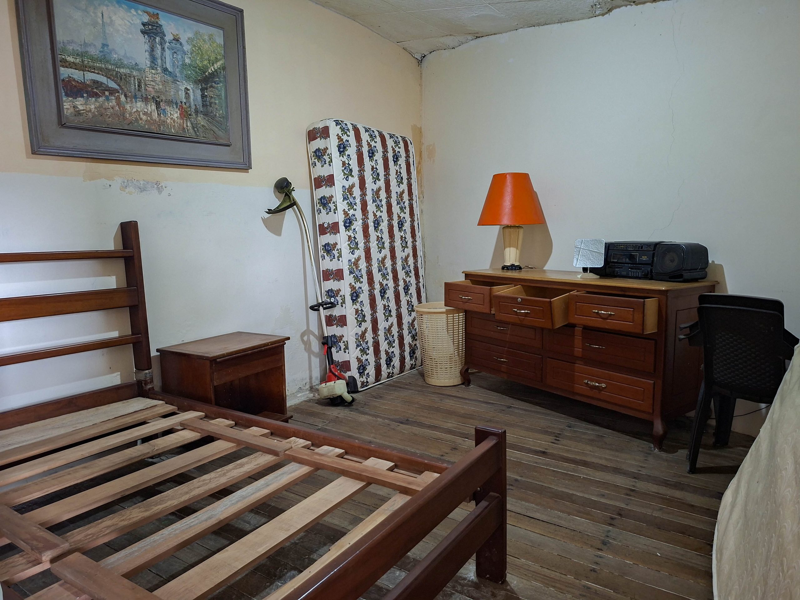 VENDO LOTE ESQUINERO CERCA AL CENTRO – LA MEJOR INVERSIÓN EN LOJA
